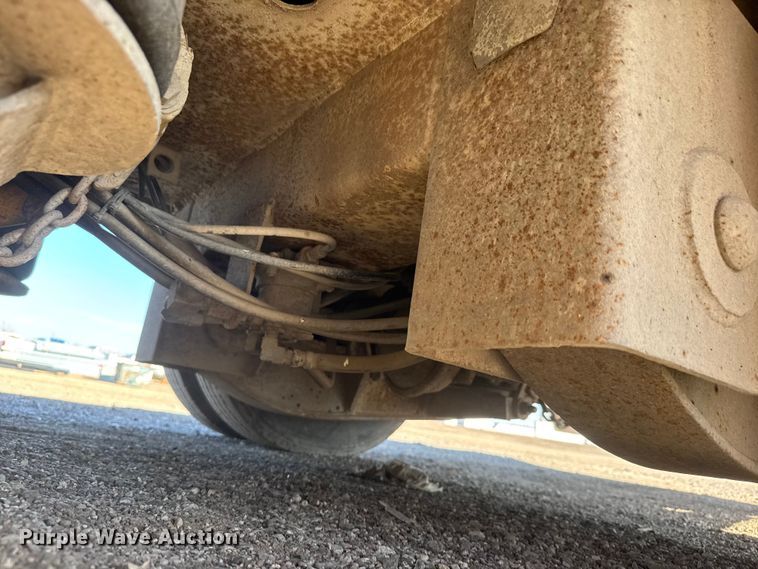 image for item NA9893 1997 Trail King SA Series drop tilt deck equipment trailer