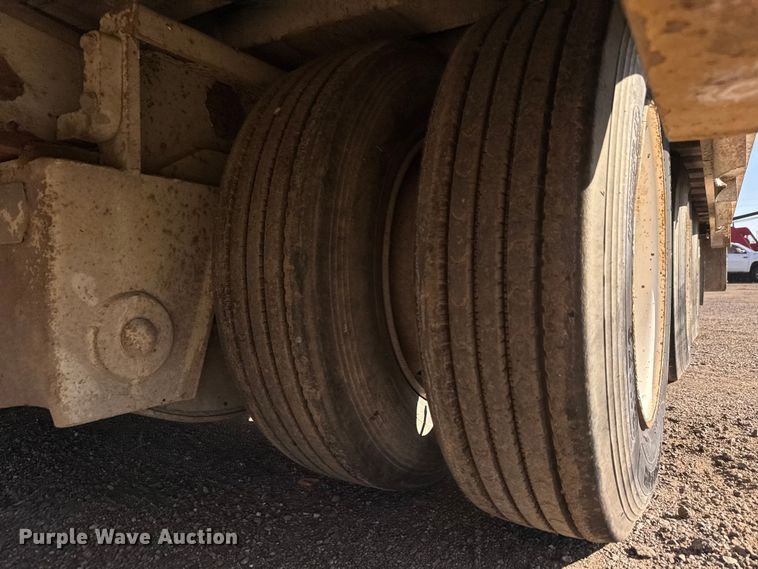 image for item NA9893 1997 Trail King SA Series drop tilt deck equipment trailer