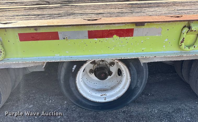 image for item NA9893 1997 Trail King SA Series drop tilt deck equipment trailer