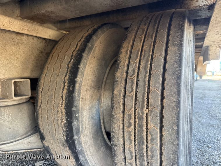 image for item NA9893 1997 Trail King SA Series drop tilt deck equipment trailer