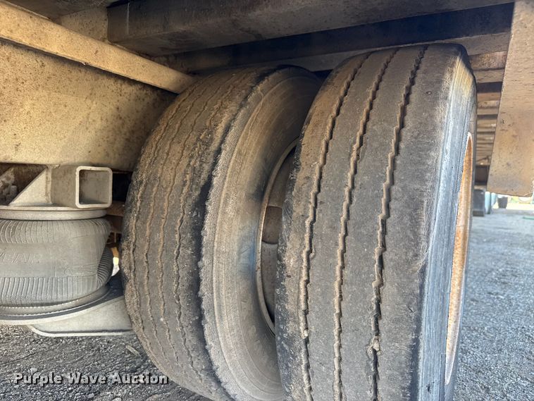 image for item NA9893 1997 Trail King SA Series drop tilt deck equipment trailer