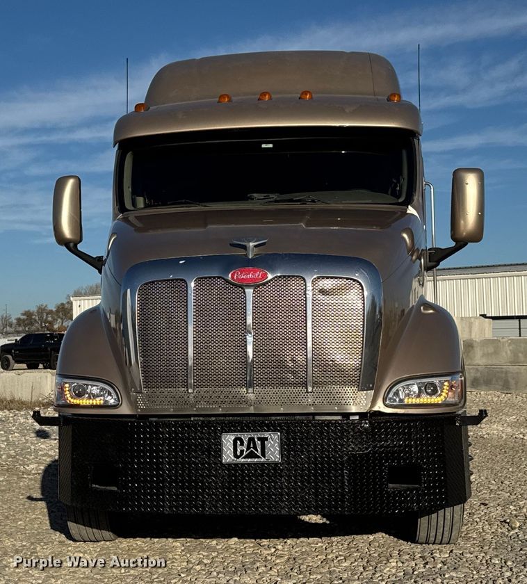 CAMIóN CAMAROTE 2004 PETERBILT