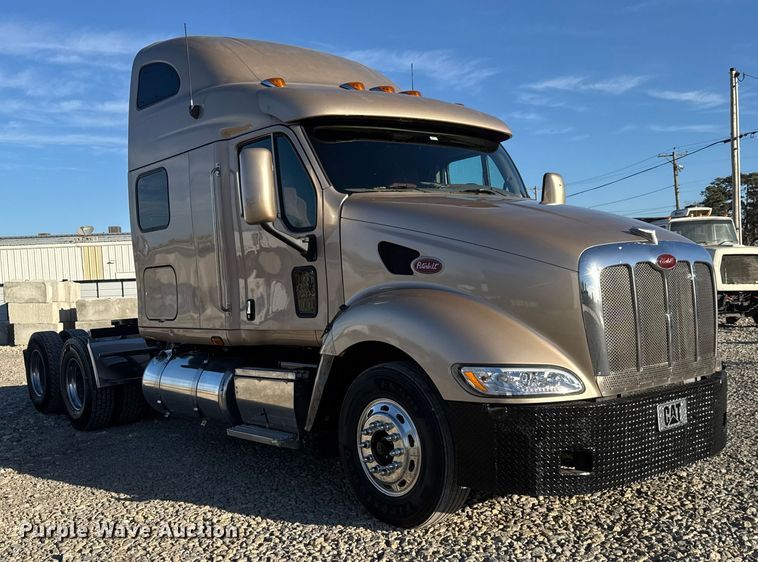 CAMIóN CAMAROTE 2004 PETERBILT