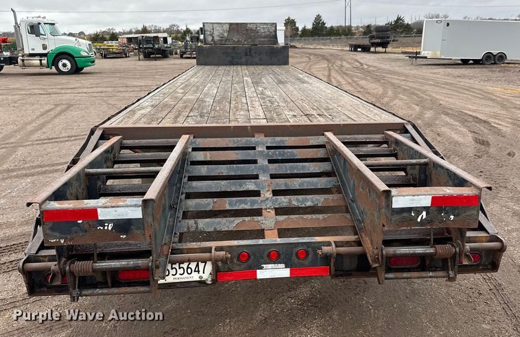image for item NA9954 2010 Trail Master drop deck equipment trailer