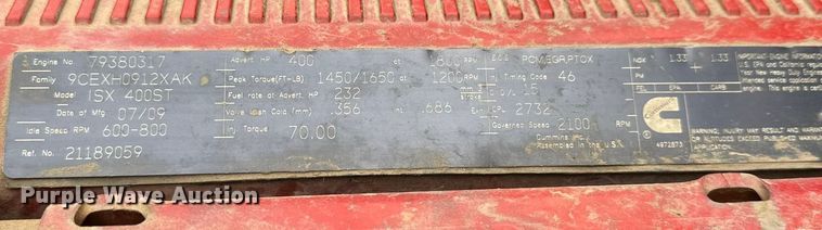 image for item NA9955 2010 Volvo VNL semi truck