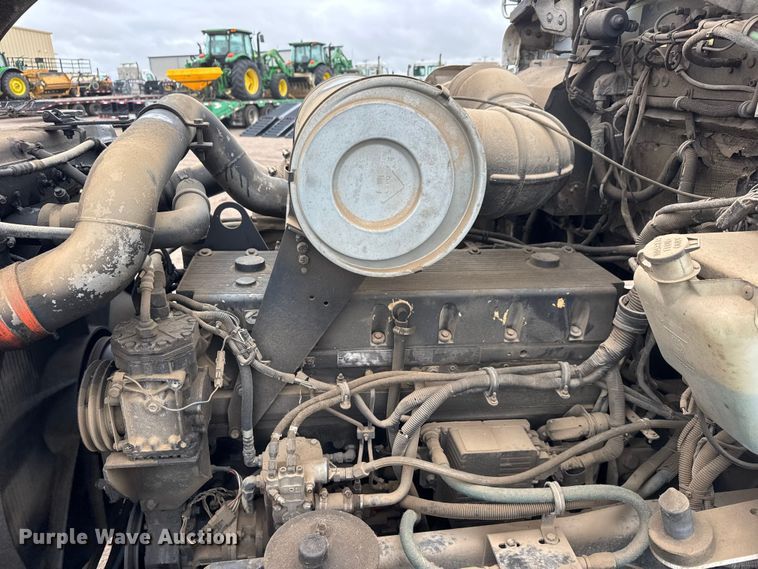 image for item NA9956 1998 Kenworth W900 truck cab and chassis