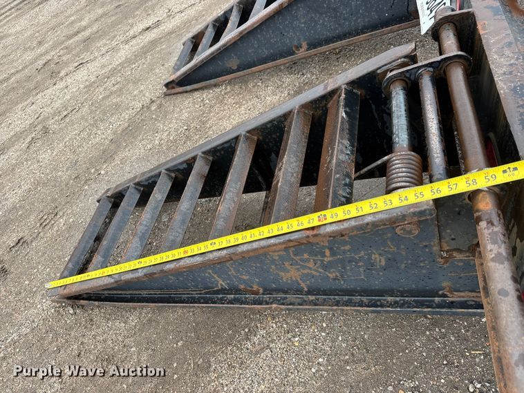 image for item NA9960 2009 Trail Master TM-53108 drop deck equipment trailer