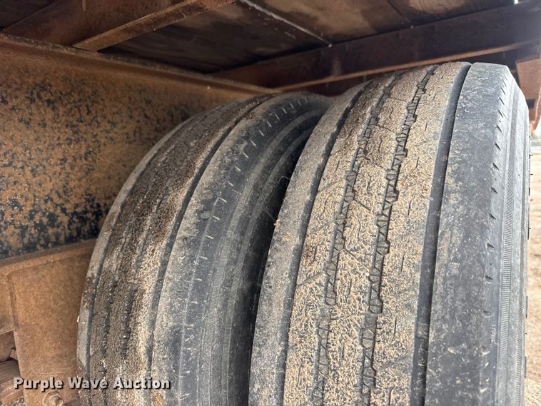 image for item NA9960 2009 Trail Master TM-53108 drop deck equipment trailer