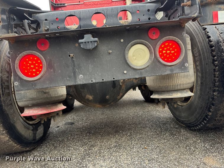 image for item NA9973 2013 International ProStar semi truck