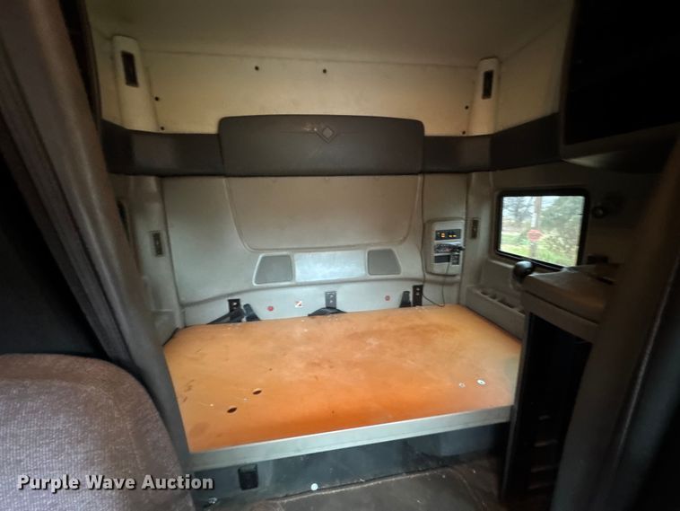 image for item NA9973 2013 International ProStar semi truck