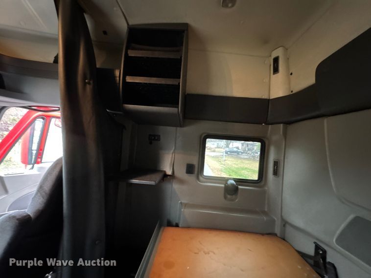 image for item NA9973 2013 International ProStar semi truck