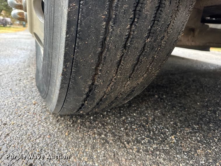 image for item NA9973 2013 International ProStar semi truck