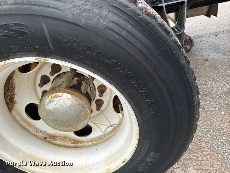 image for item NA9973 2013 International ProStar semi truck