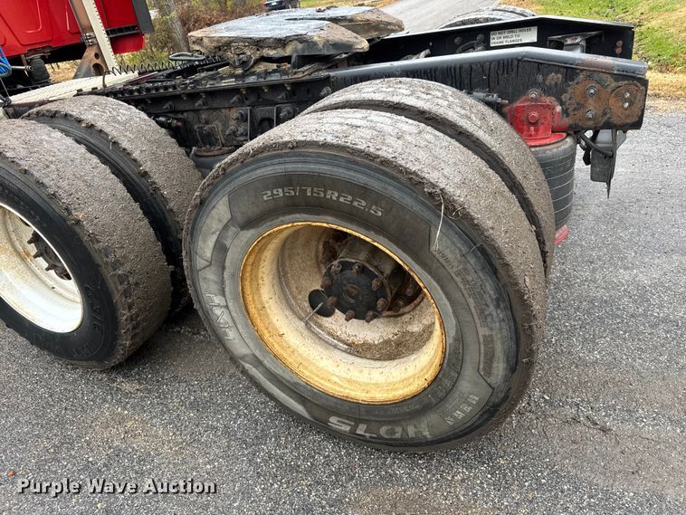 image for item NA9973 2013 International ProStar semi truck