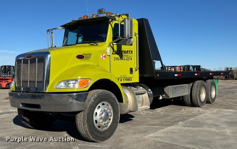 2014 Peterbilt 348