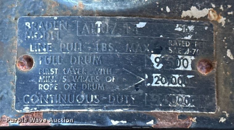 image for item NB9000 2014 Peterbilt 348 rollback truck