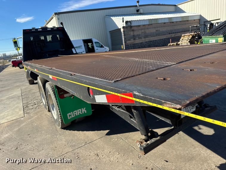 image for item NB9000 2014 Peterbilt 348 rollback truck