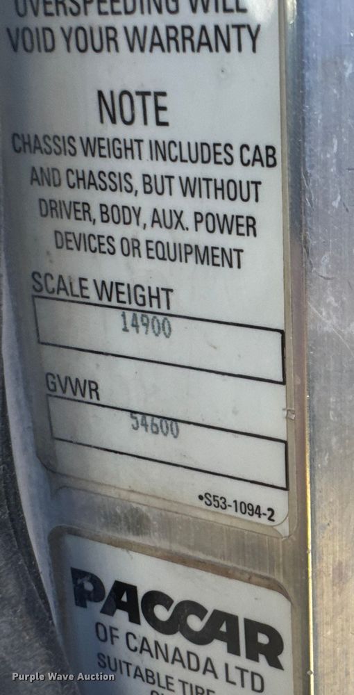 image for item NB9000 2014 Peterbilt 348 rollback truck