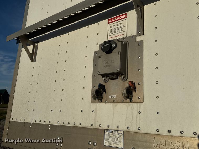 image for item NB9005 2024 Cornhusker 800ALSR-1923-9098 grain trailer