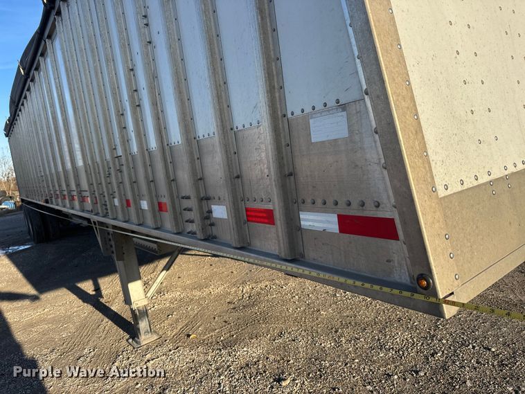 image for item NB9005 2024 Cornhusker 800ALSR-1923-9098 grain trailer