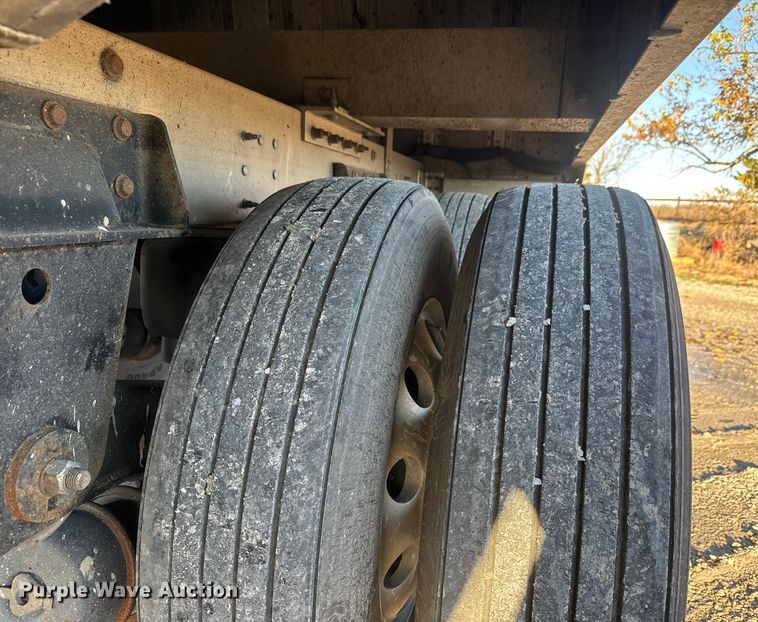 image for item NB9005 2024 Cornhusker 800ALSR-1923-9098 grain trailer