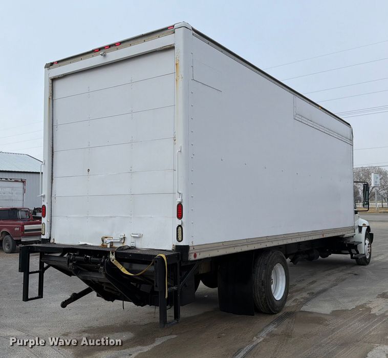 image for item NE9840 2008 International 4300 box truck
