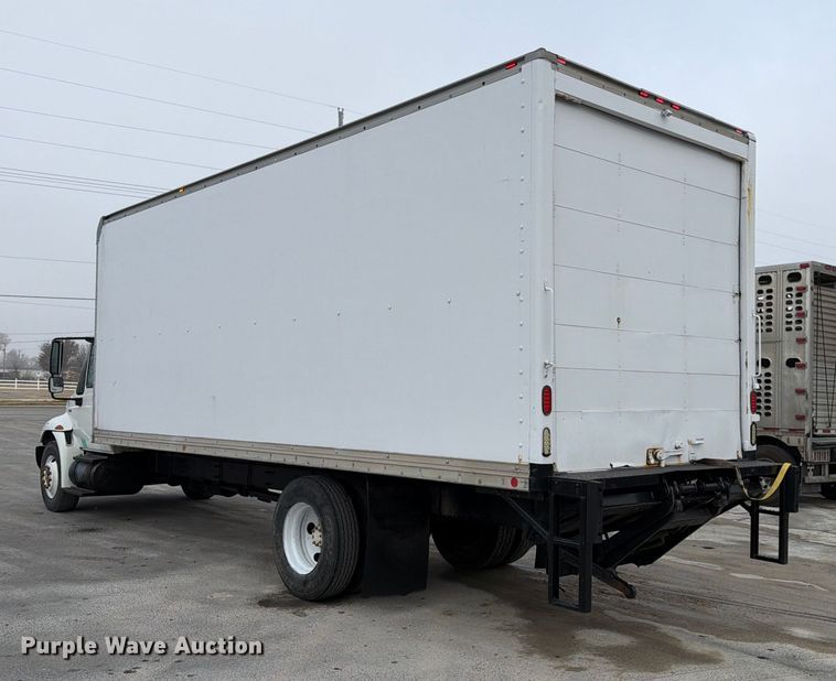 image for item NE9840 2008 International 4300 box truck