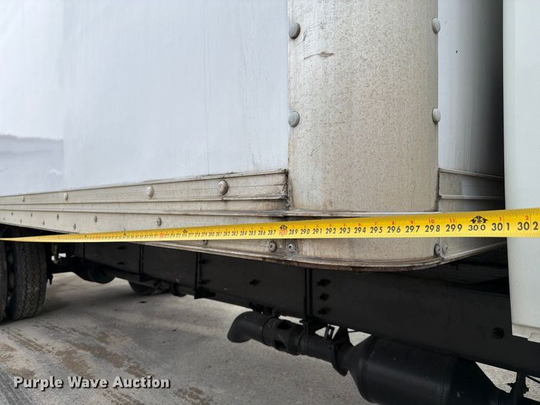 image for item NE9840 2008 International 4300 box truck