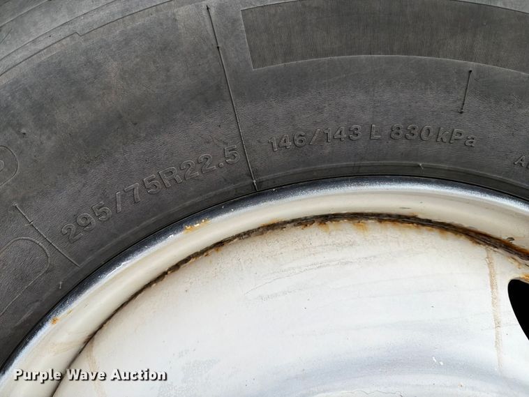 image for item NE9840 2008 International 4300 box truck