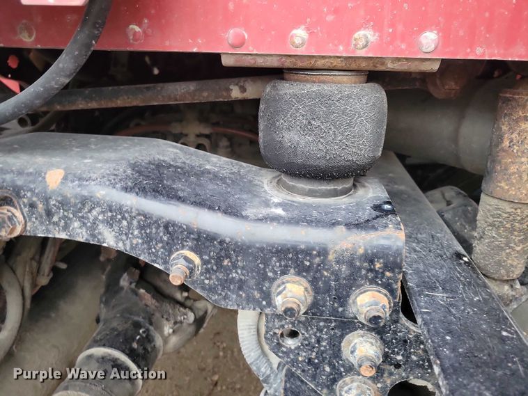 image for item NO9789 2006 Freightliner Columbia 120 semi truck