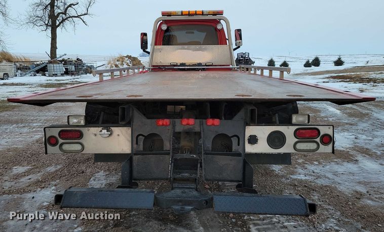 image for item NO9835 2003 Chevrolet C6500 rollback truck