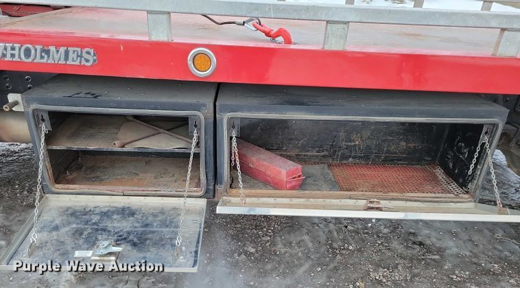 image for item NO9835 2003 Chevrolet C6500 rollback truck