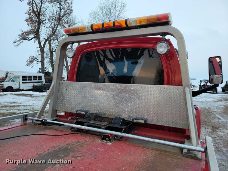 image for item NO9835 2003 Chevrolet C6500 rollback truck