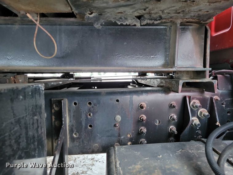 image for item NO9835 2003 Chevrolet C6500 rollback truck