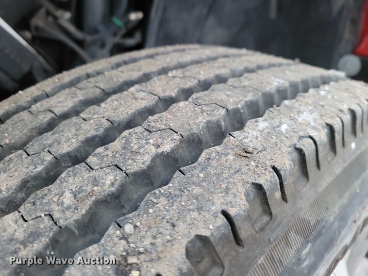 image for item NO9835 2003 Chevrolet C6500 rollback truck