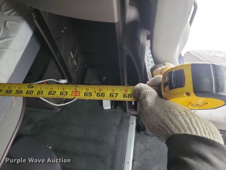 image for item NO9836 2017 Volvo VNL semi truck