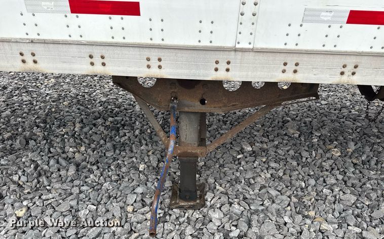 image for item YA0133 2014 Wabash dry van trailer