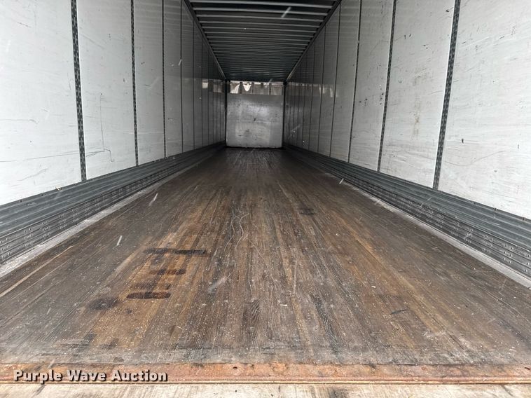 image for item YA0133 2014 Wabash dry van trailer