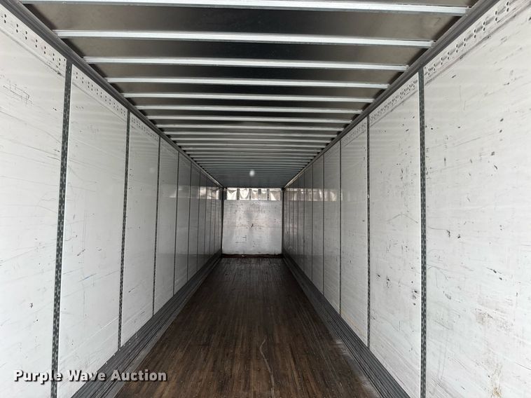 image for item YA0133 2014 Wabash dry van trailer