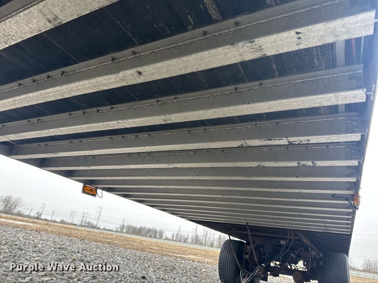 image for item YA0134 2014 Wabash dry van trailer