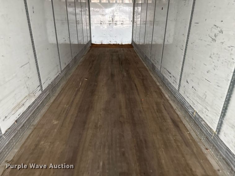 image for item YA0134 2014 Wabash dry van trailer