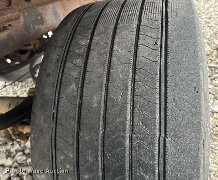 image for item YA0134 2014 Wabash dry van trailer