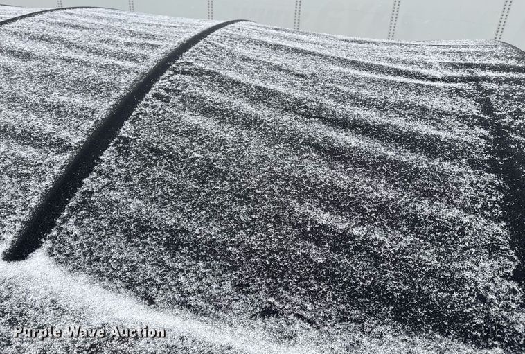 image for item YA0137 2007 Mac end dump trailer