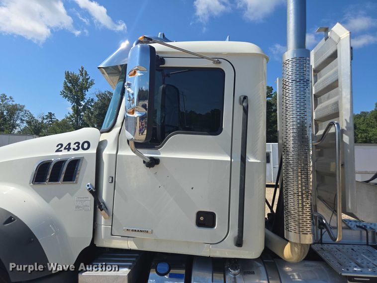 image for item YA0869 2023 Mack GR64FT semi truck