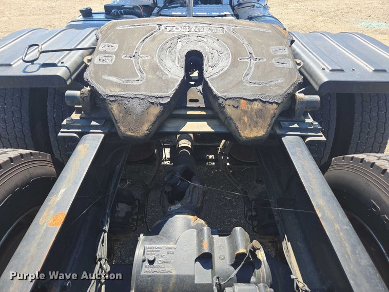 image for item YA0869 2023 Mack GR64FT semi truck