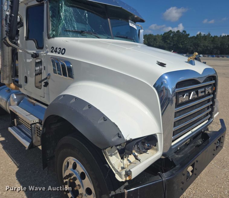 image for item YA0869 2023 Mack GR64FT semi truck