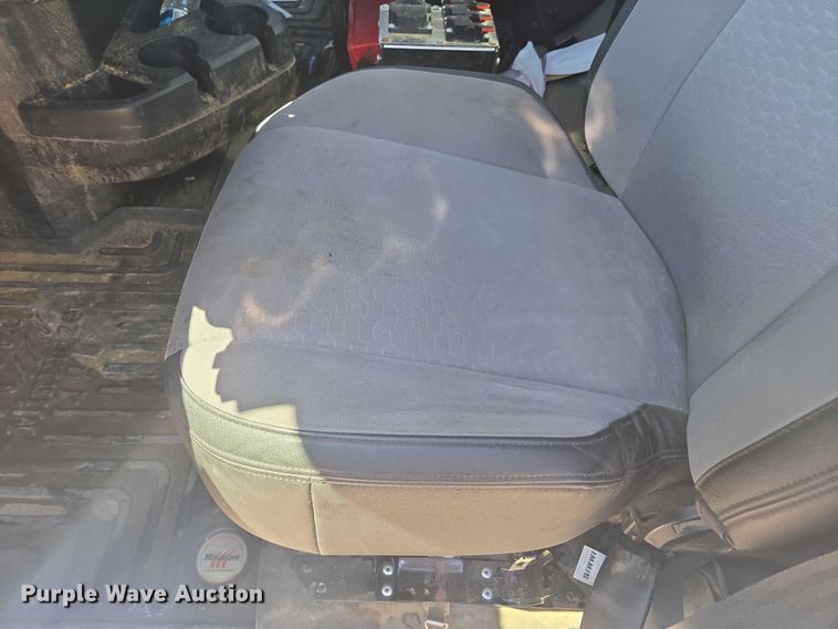 image for item YA0869 2023 Mack GR64FT semi truck