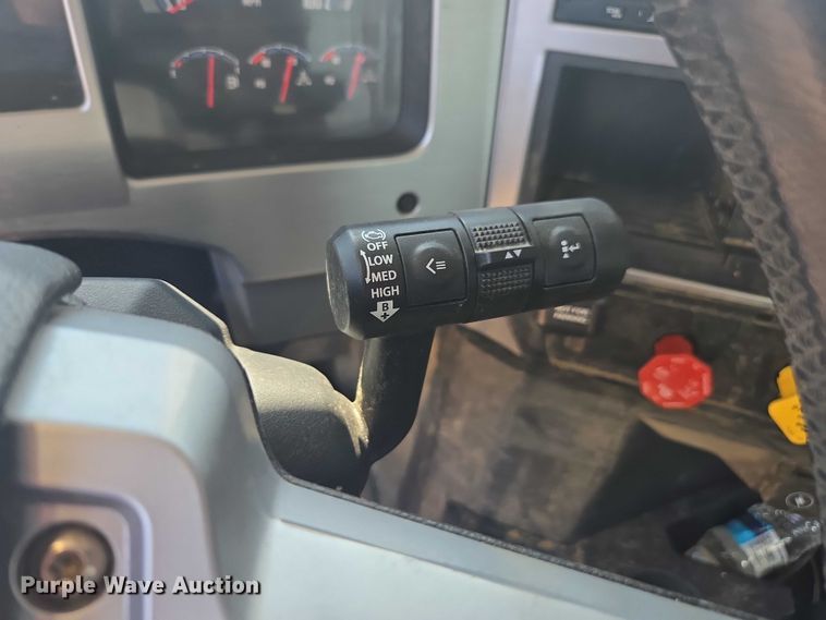 image for item YA0869 2023 Mack GR64FT semi truck