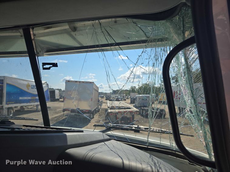 image for item YA0869 2023 Mack GR64FT semi truck