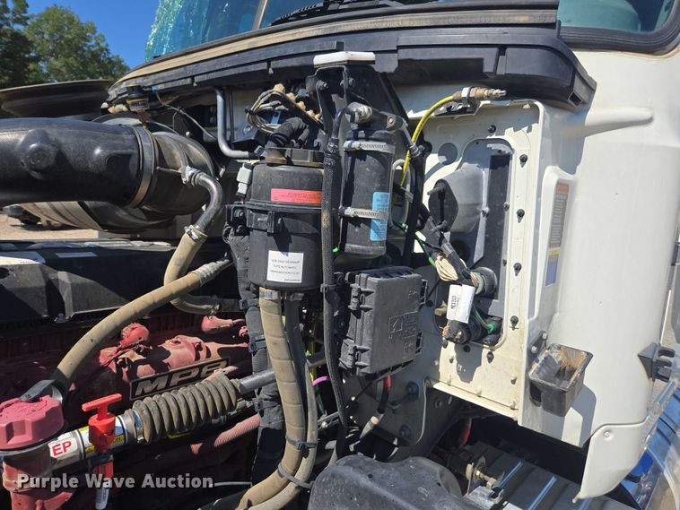 image for item YA0869 2023 Mack GR64FT semi truck